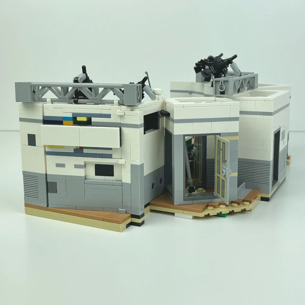 LEGO Ideas Seinfeld 21328 Building Kit Collectible Display Model Complete No Box